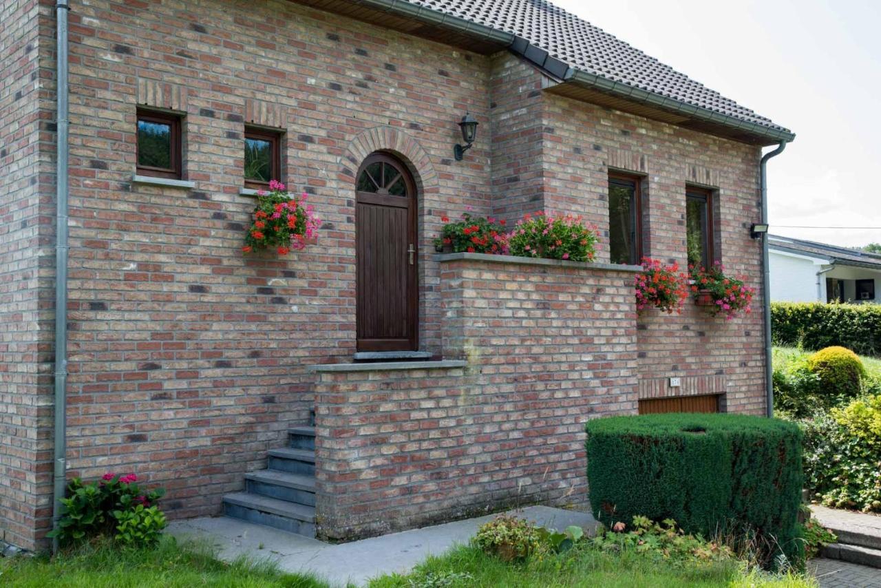 Gite A La Violette Trois-Ponts Exterior photo